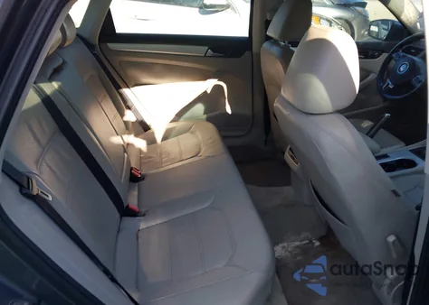 2013 Volkswagen Passat 2.5L Se из США, поврежденный, VIN 1VWBH7A36DC122513